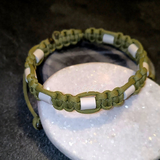 Collier anti-tiques